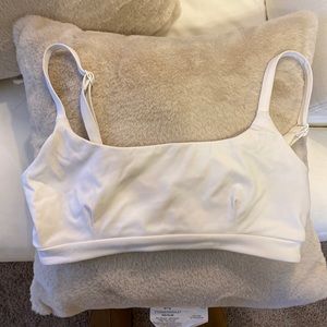 Vitality bra, size medium, white